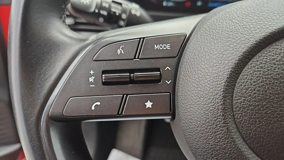 HYUNDAI i20 -