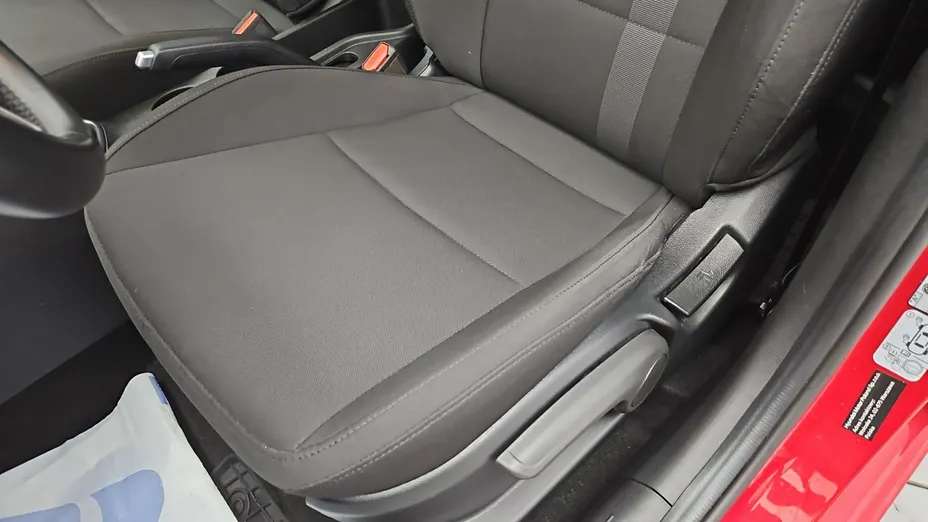 HYUNDAI i20 -