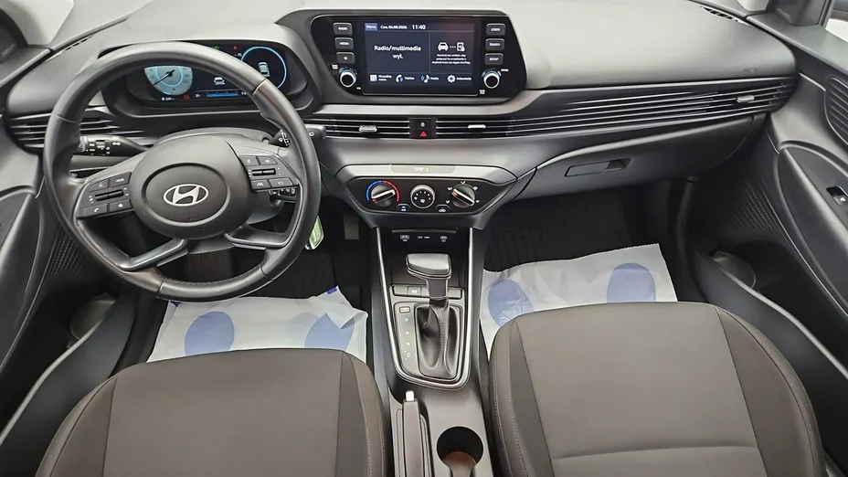 HYUNDAI i20 -