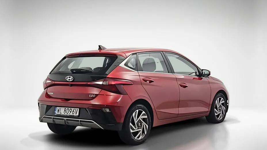 HYUNDAI i20 -