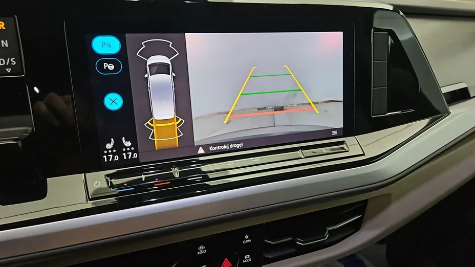 VOLKSWAGEN Multivan -