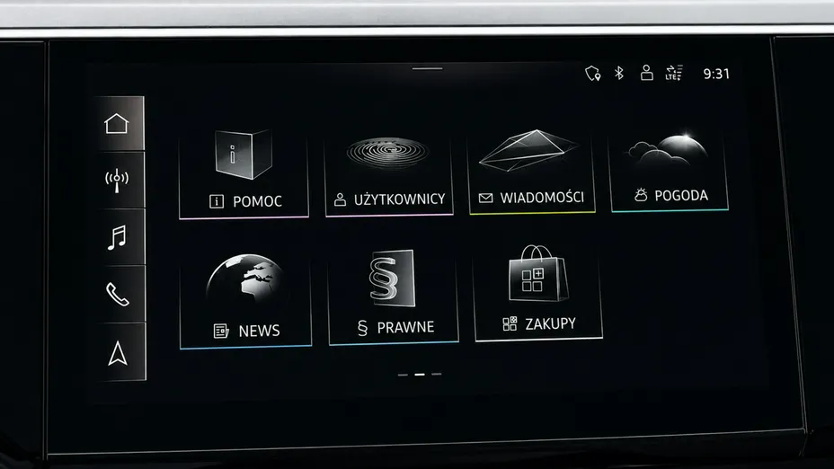 AUDI e-tron -