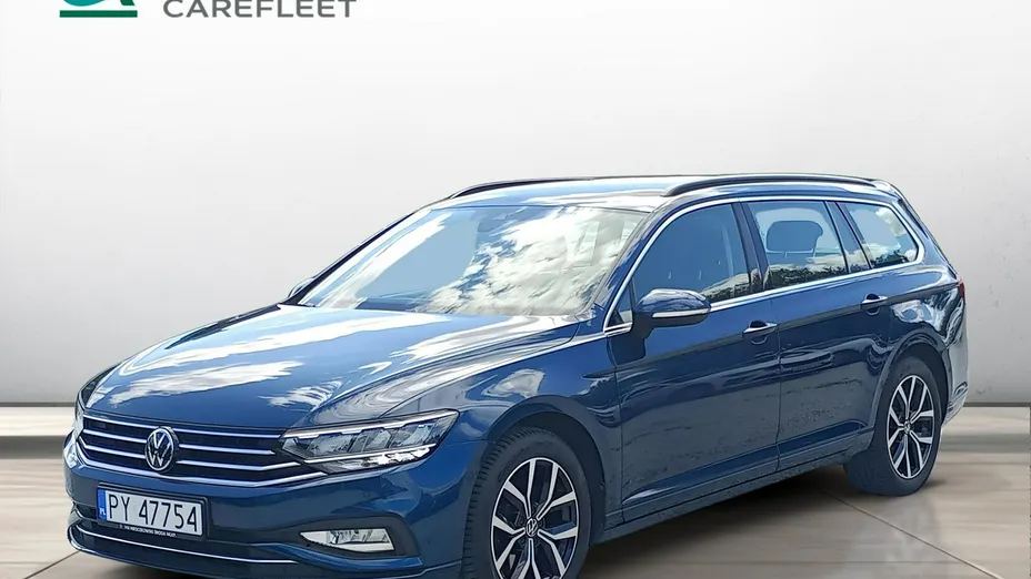 VOLKSWAGEN Passat -