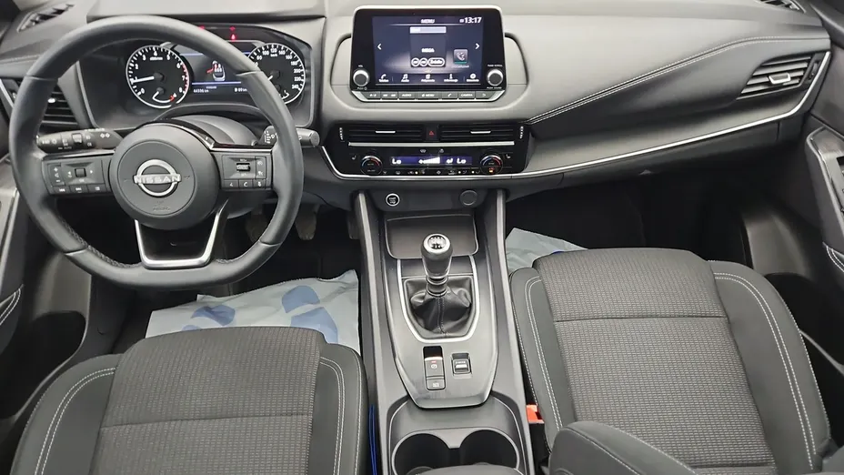 NISSAN Qashqai -