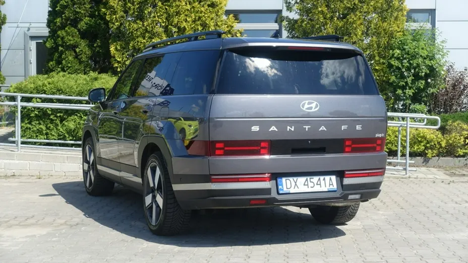 HYUNDAI Santa Fe -