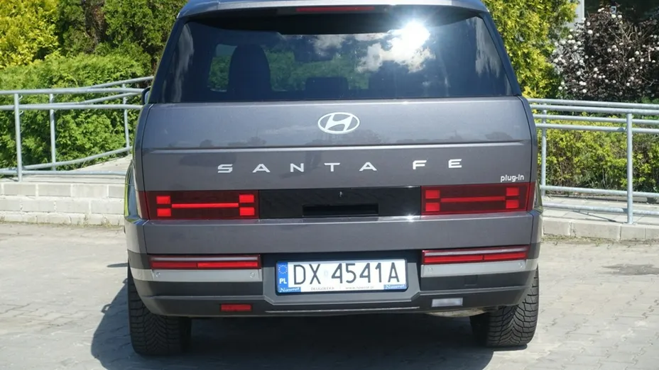 HYUNDAI Santa Fe -