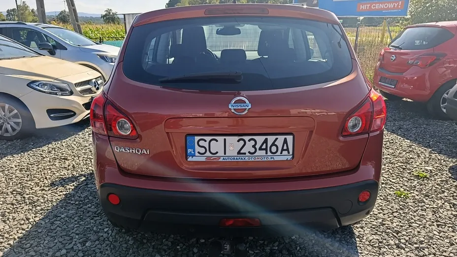 NISSAN Qashqai -