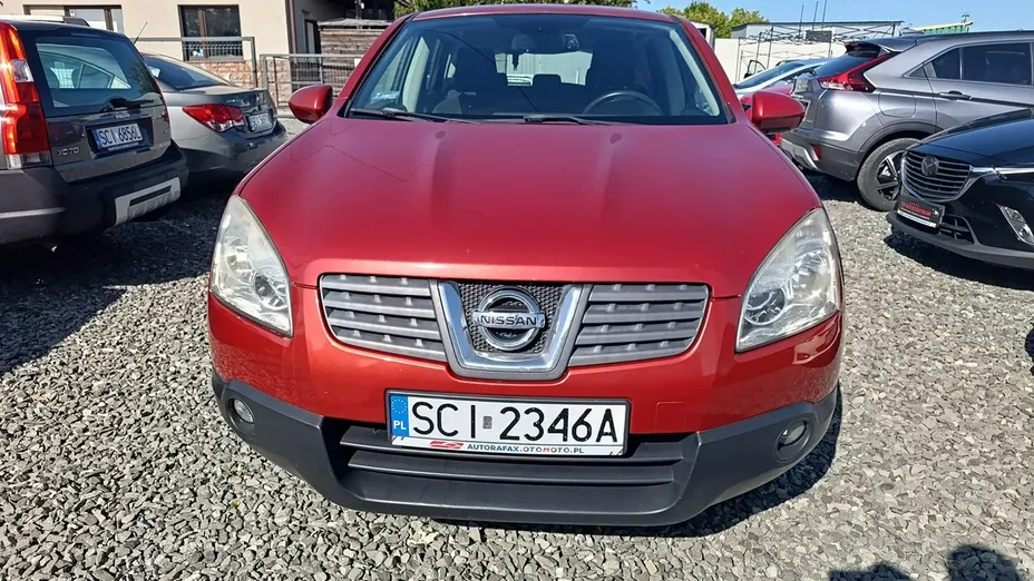 NISSAN Qashqai -