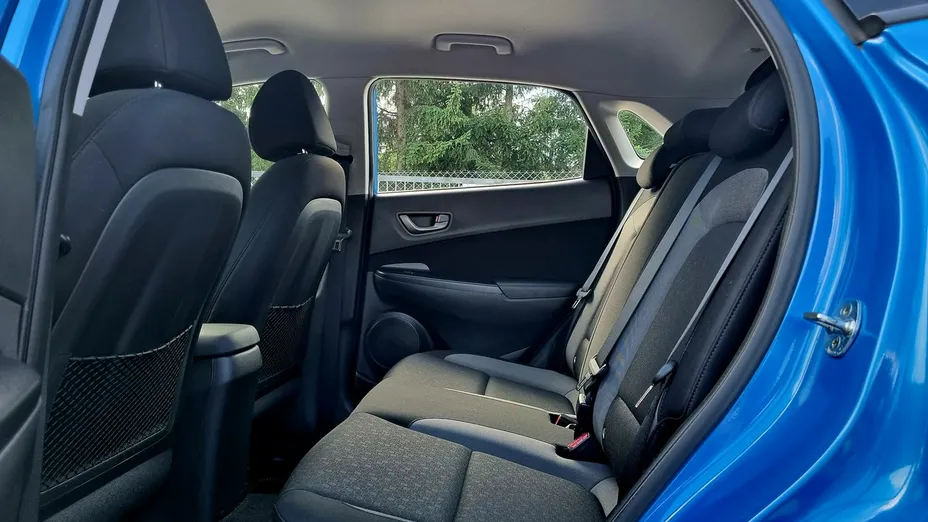 HYUNDAI Kona -