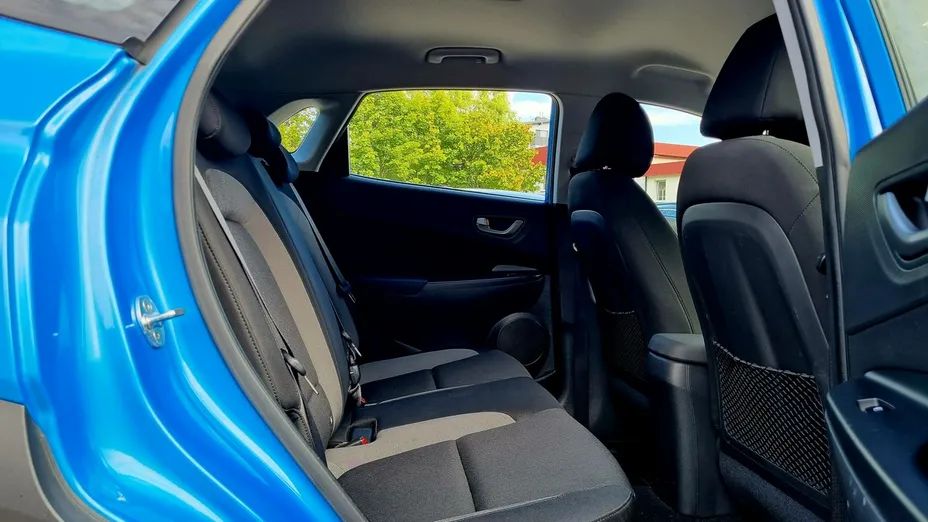 HYUNDAI Kona -