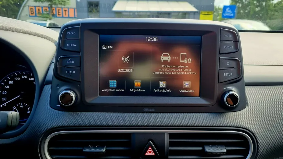 HYUNDAI Kona -