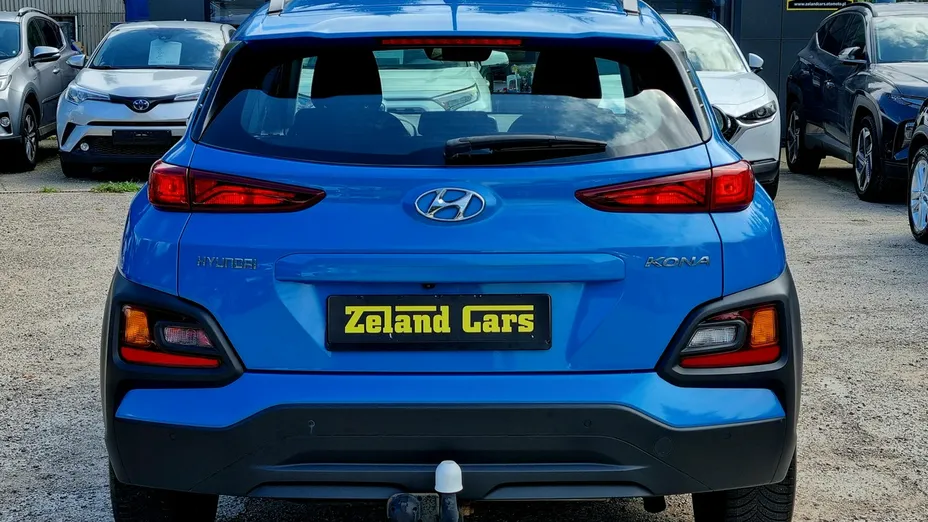 HYUNDAI Kona -