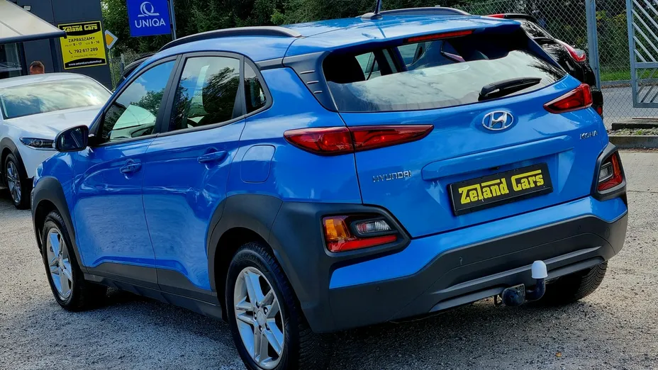 HYUNDAI Kona -