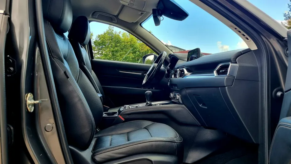 MAZDA CX-5 -