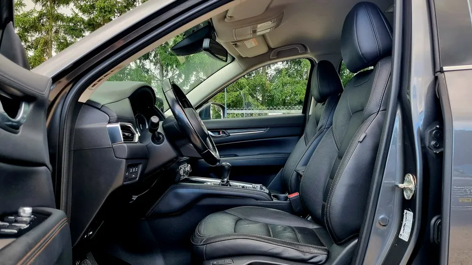 MAZDA CX-5 -