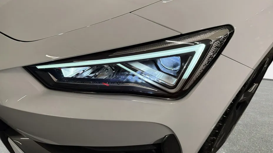 CUPRA Leon -