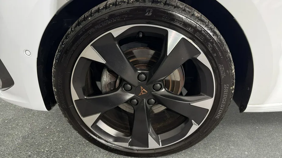 CUPRA Leon -