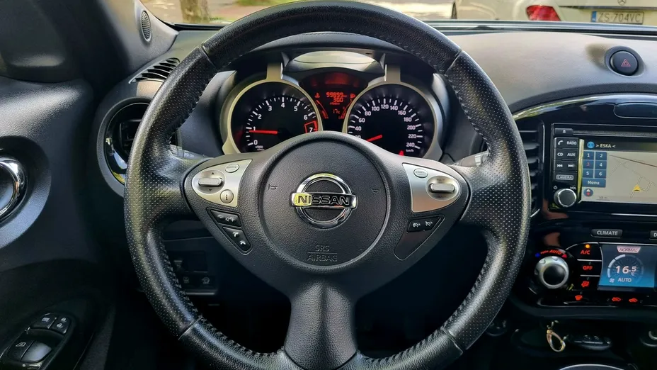 NISSAN Juke -