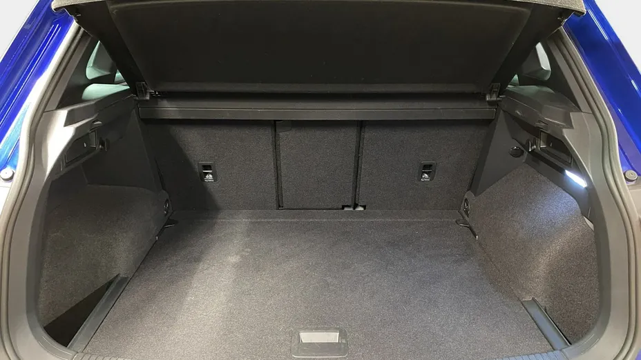 VOLKSWAGEN Tiguan -