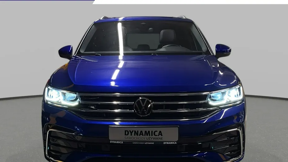 VOLKSWAGEN Tiguan -