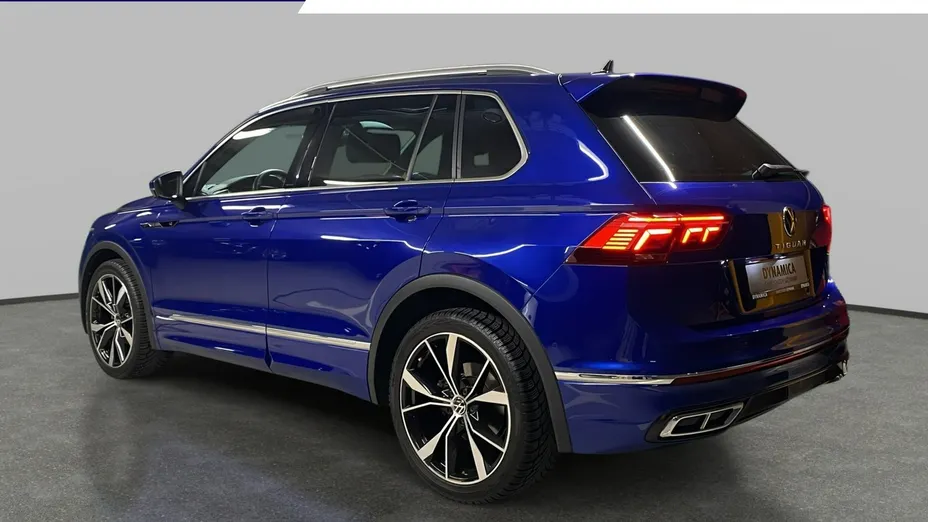 VOLKSWAGEN Tiguan -