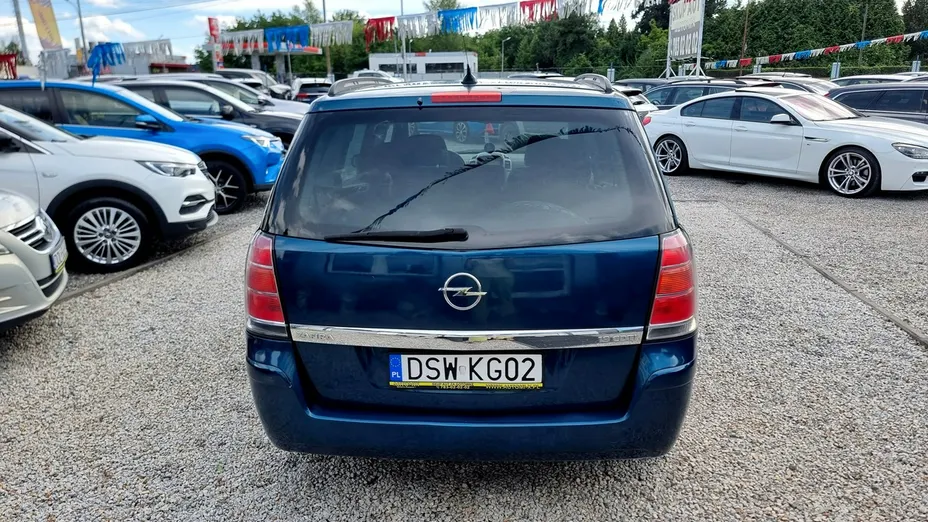 OPEL Zafira -