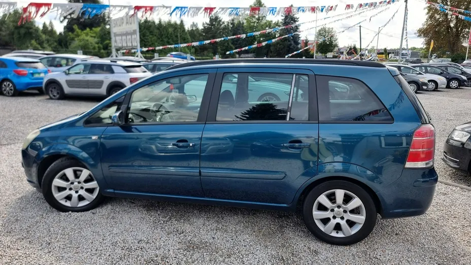 OPEL Zafira -