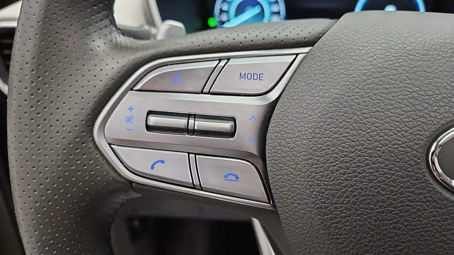 HYUNDAI Santa Fe -