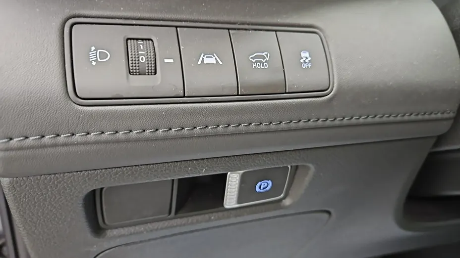 HYUNDAI Santa Fe -