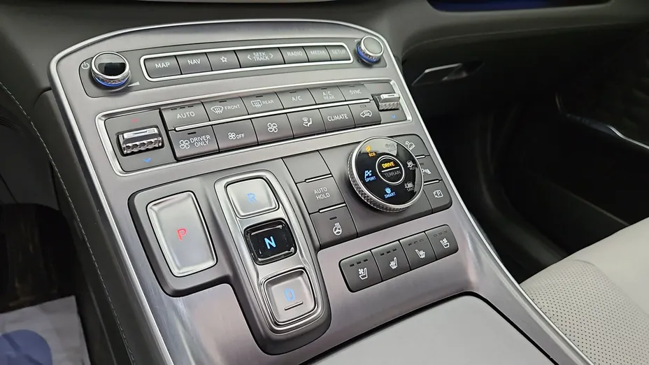 HYUNDAI Santa Fe -