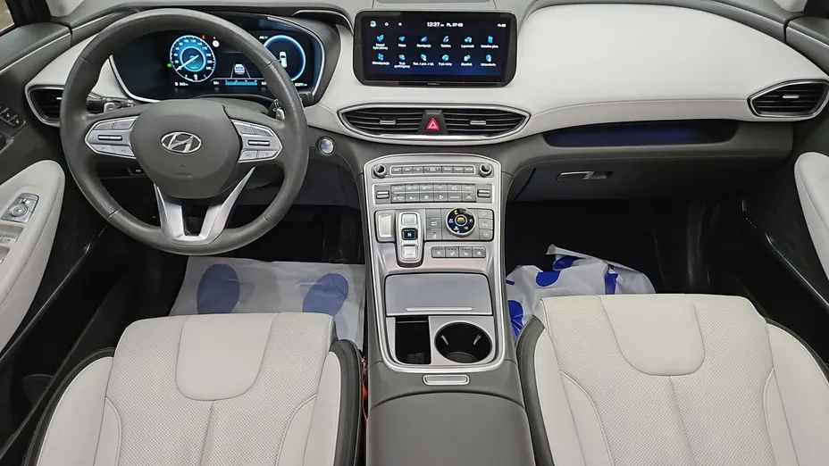 HYUNDAI Santa Fe -