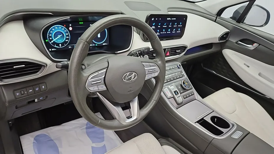HYUNDAI Santa Fe -