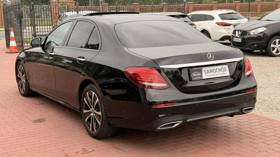MERCEDES-BENZ E Klasa -