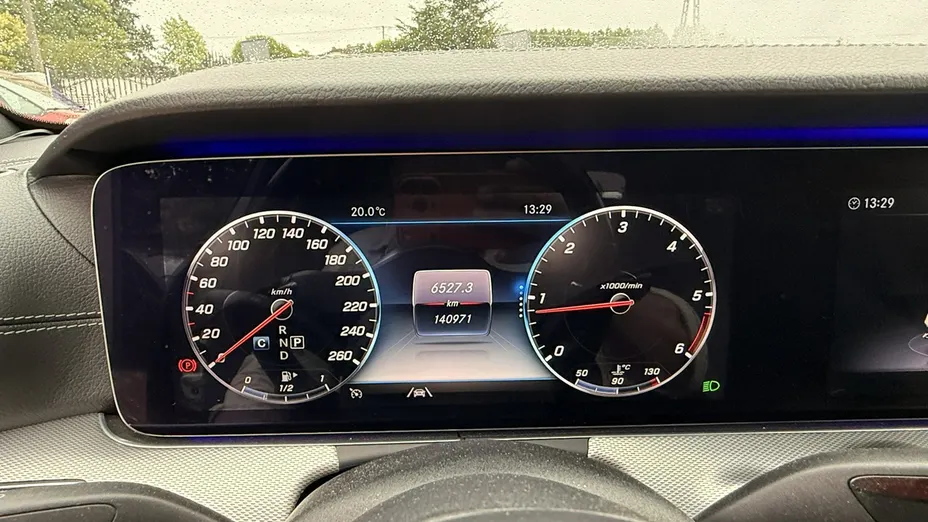 MERCEDES-BENZ E Klasa -