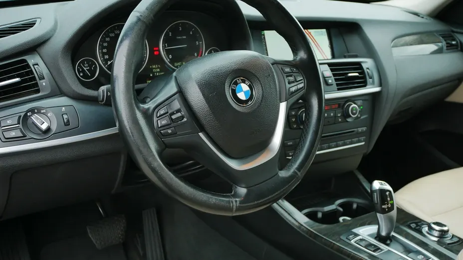 BMW X3 -