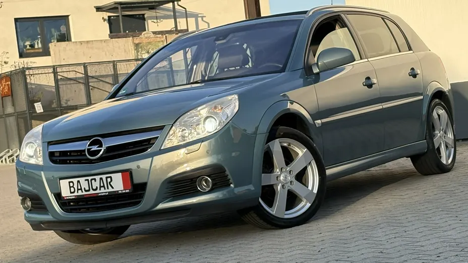 OPEL Signum -