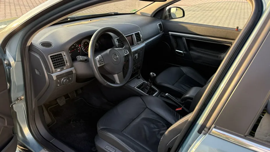 OPEL Signum -