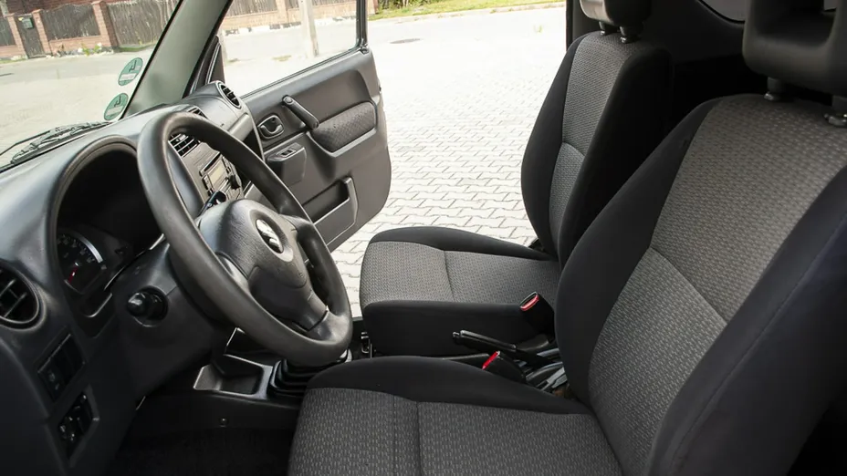 SUZUKI Jimny -