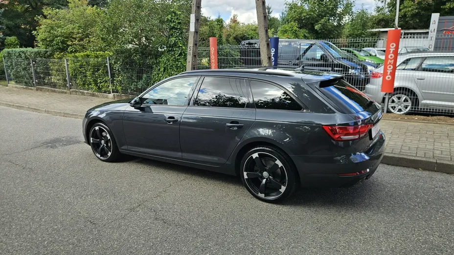 AUDI A4 Avant -