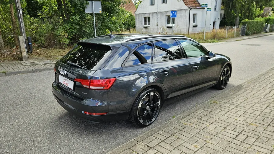 AUDI A4 Avant -