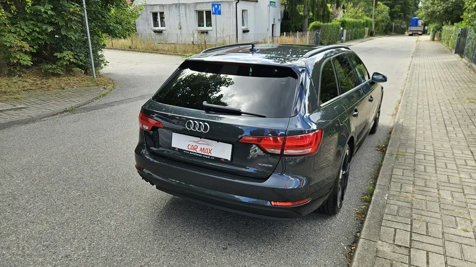 AUDI A4 Avant -