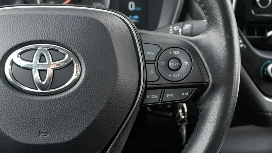 TOYOTA Corolla -