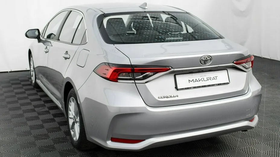 TOYOTA Corolla -
