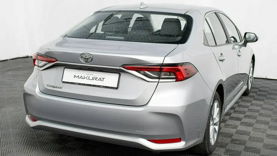 TOYOTA Corolla -
