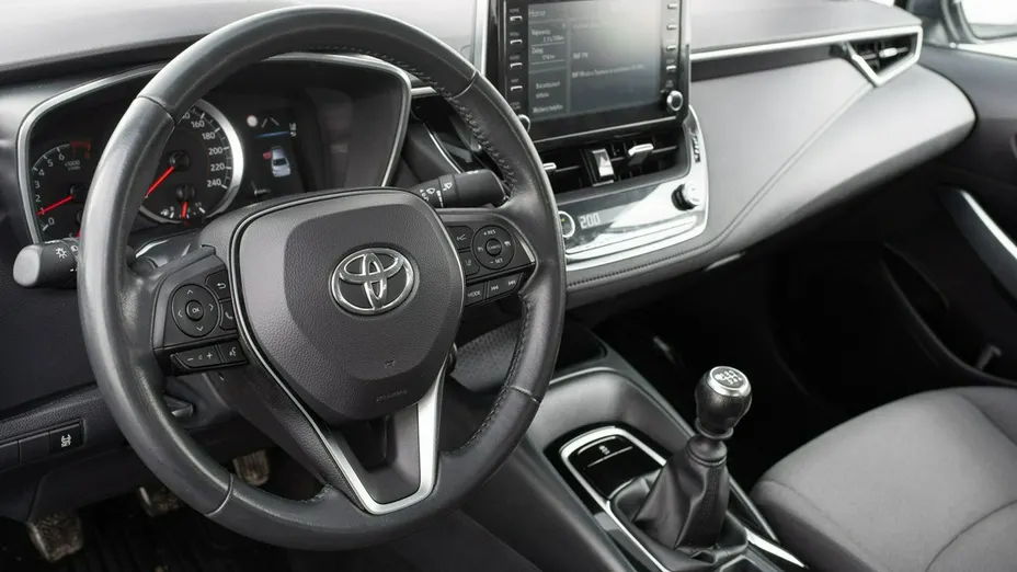 TOYOTA Corolla -
