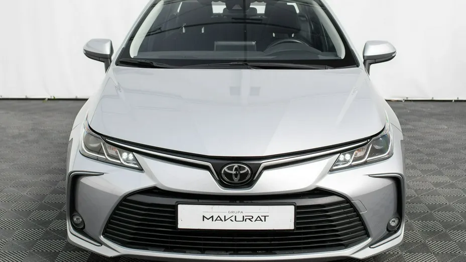 TOYOTA Corolla -