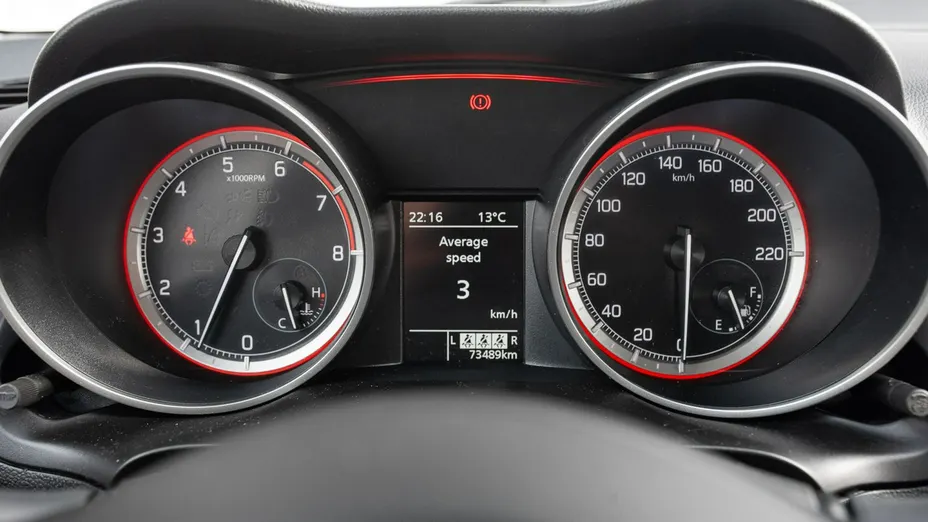 SUZUKI Swift -