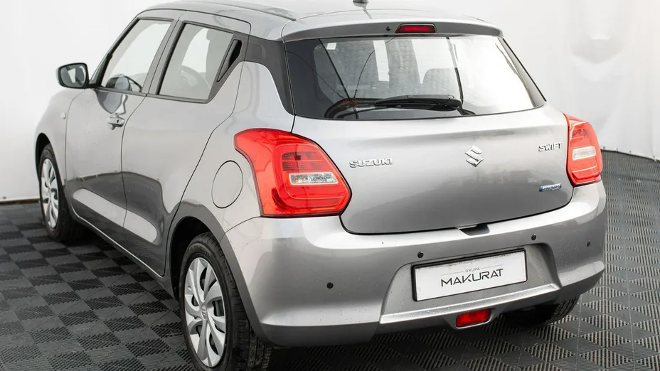 SUZUKI Swift -