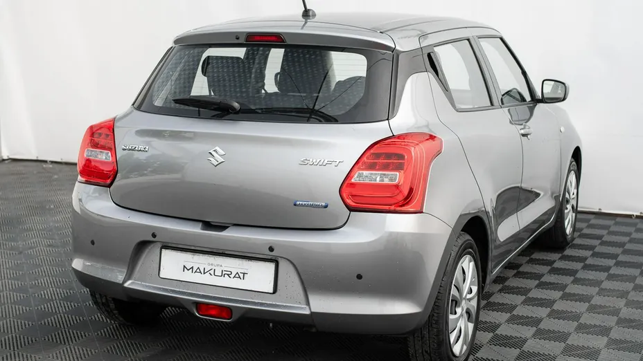 SUZUKI Swift -