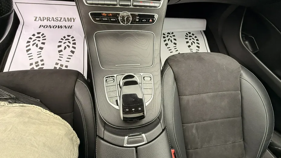MERCEDES-BENZ E Klasa -